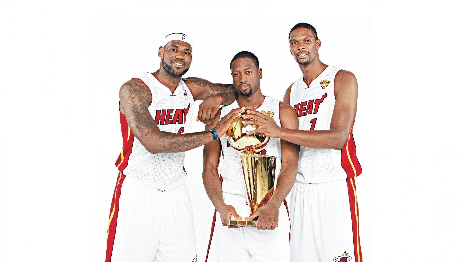 双色球_帕森斯高度评价保罗，历史控卫前十无可争议，前五亦在讨论范围